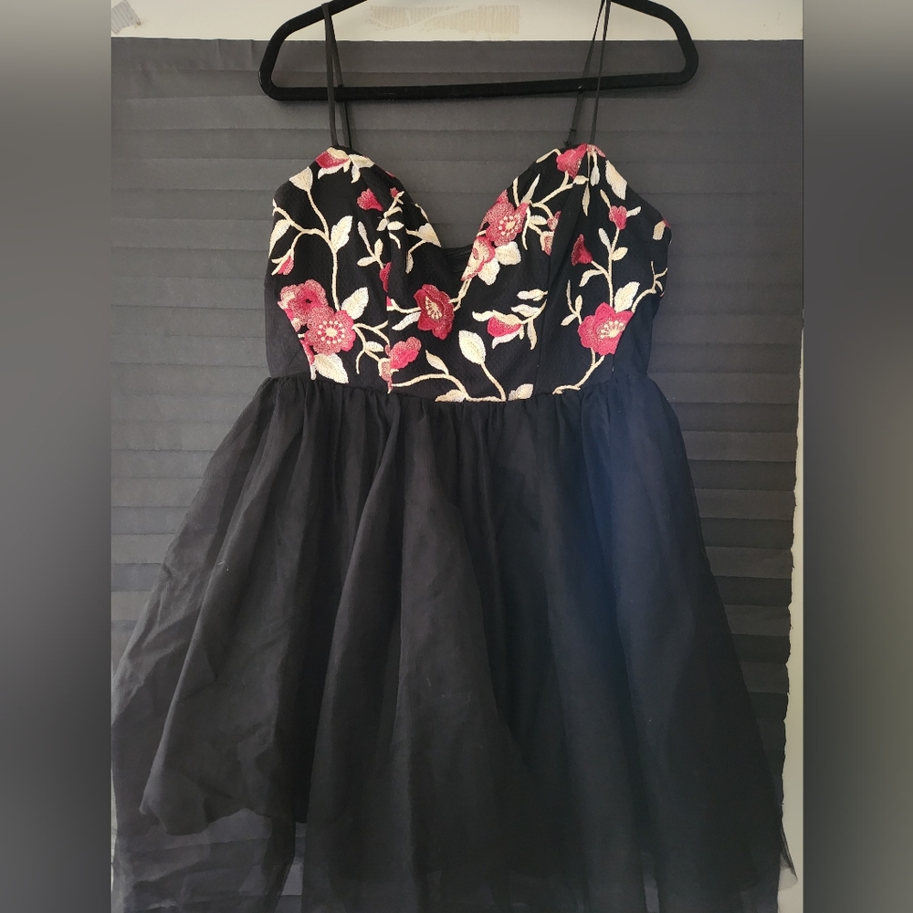 Social Code Black Dress with Floral Embroidery